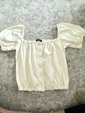 Brandy Melville Puff Sleeve Button Down cotton crop top.